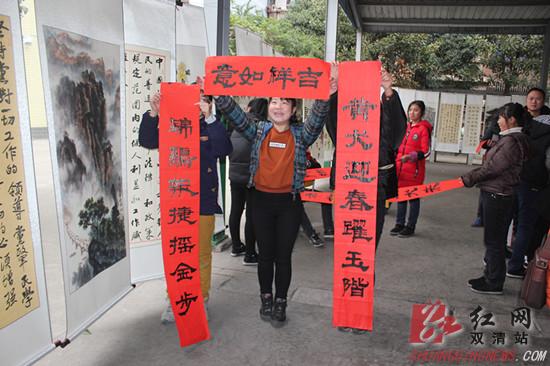 双清区举办宣传十九大精神书画巡回展(图2)